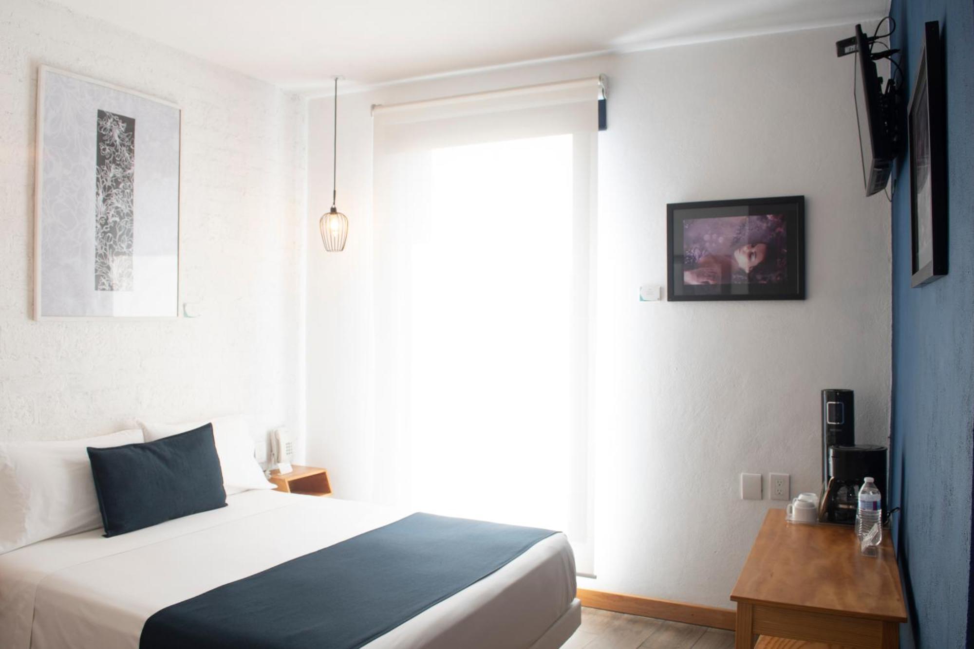 Hotel Romance Морелия Экстерьер фото